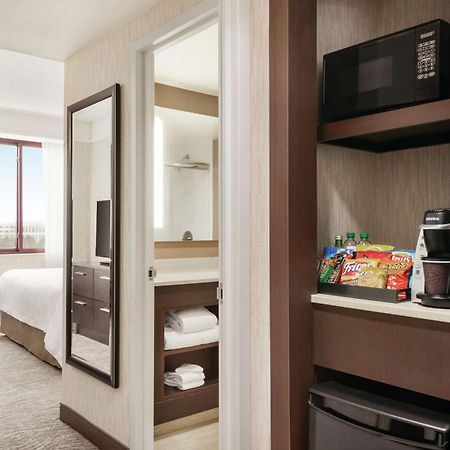 Embassy Suites By Hilton Chicago North Shore Дирфилд Экстерьер фото