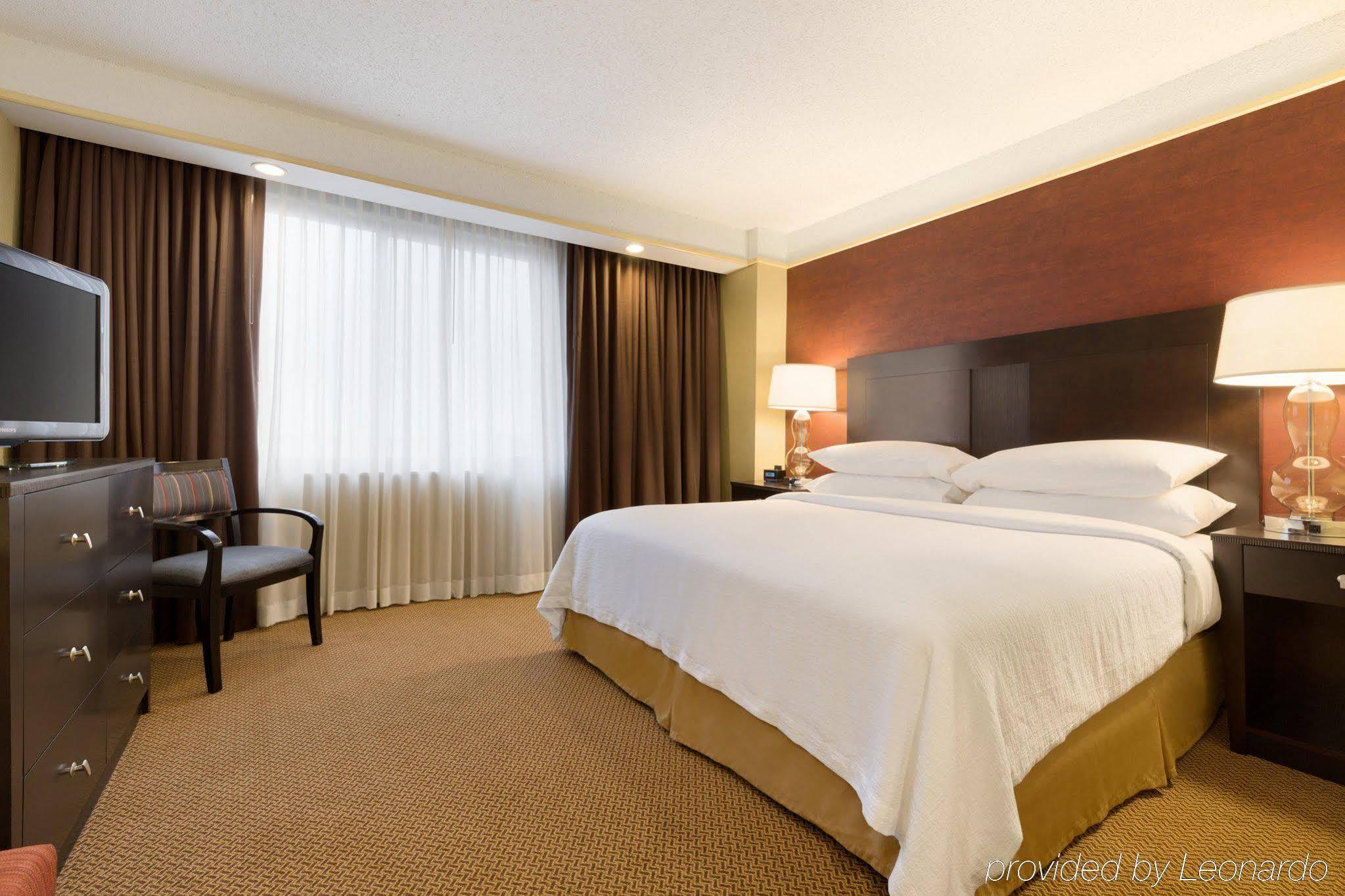Embassy Suites By Hilton Chicago North Shore Дирфилд Экстерьер фото