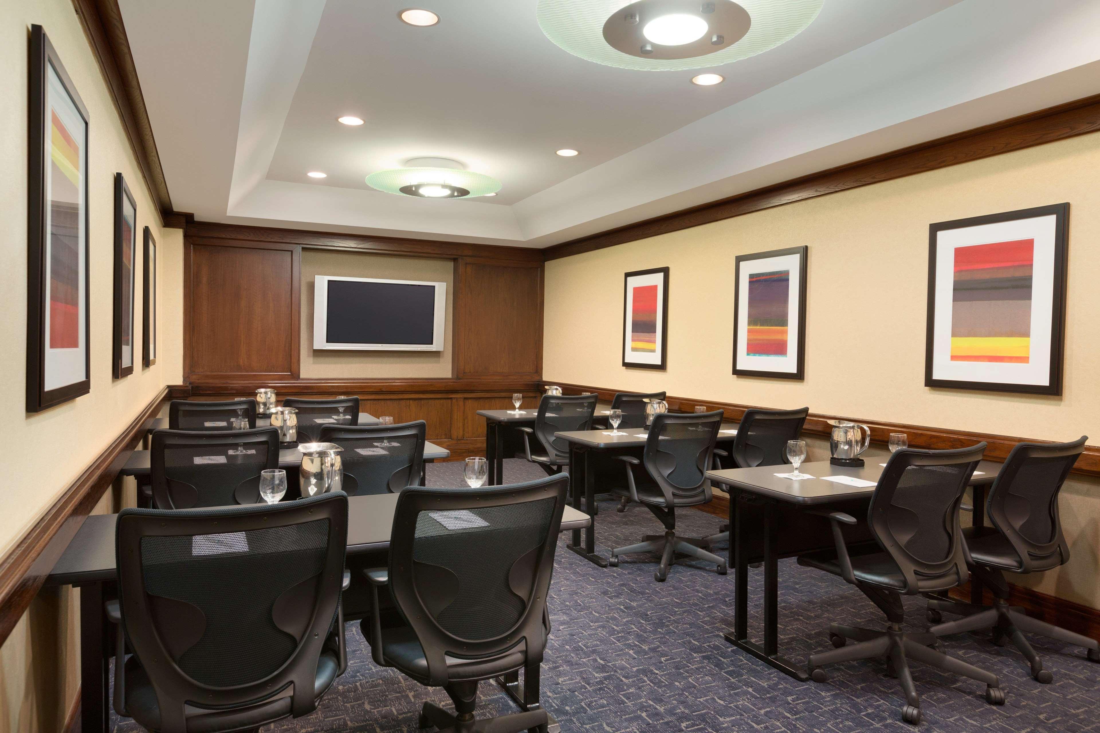 Embassy Suites By Hilton Chicago North Shore Дирфилд Экстерьер фото