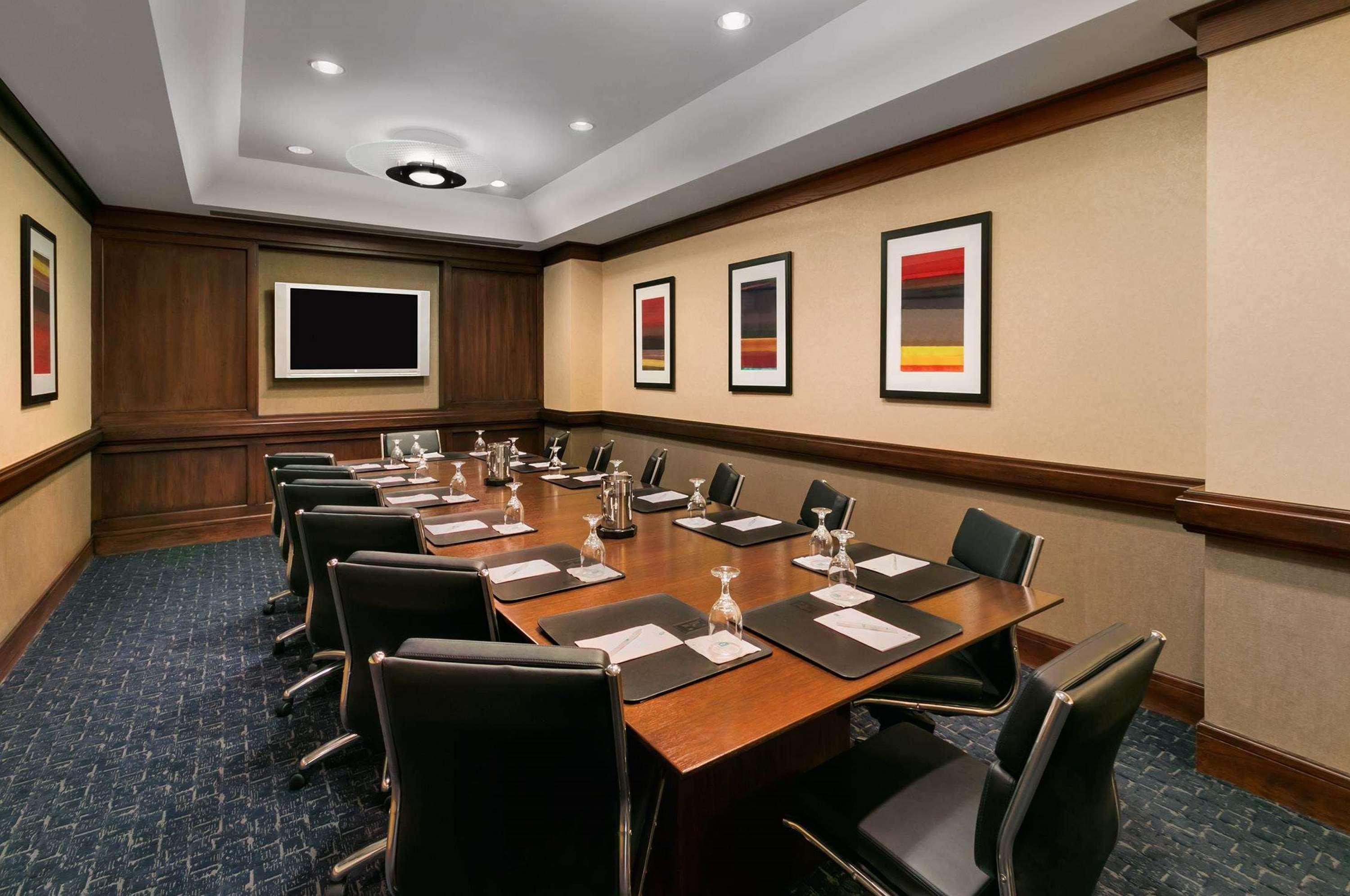 Embassy Suites By Hilton Chicago North Shore Дирфилд Экстерьер фото