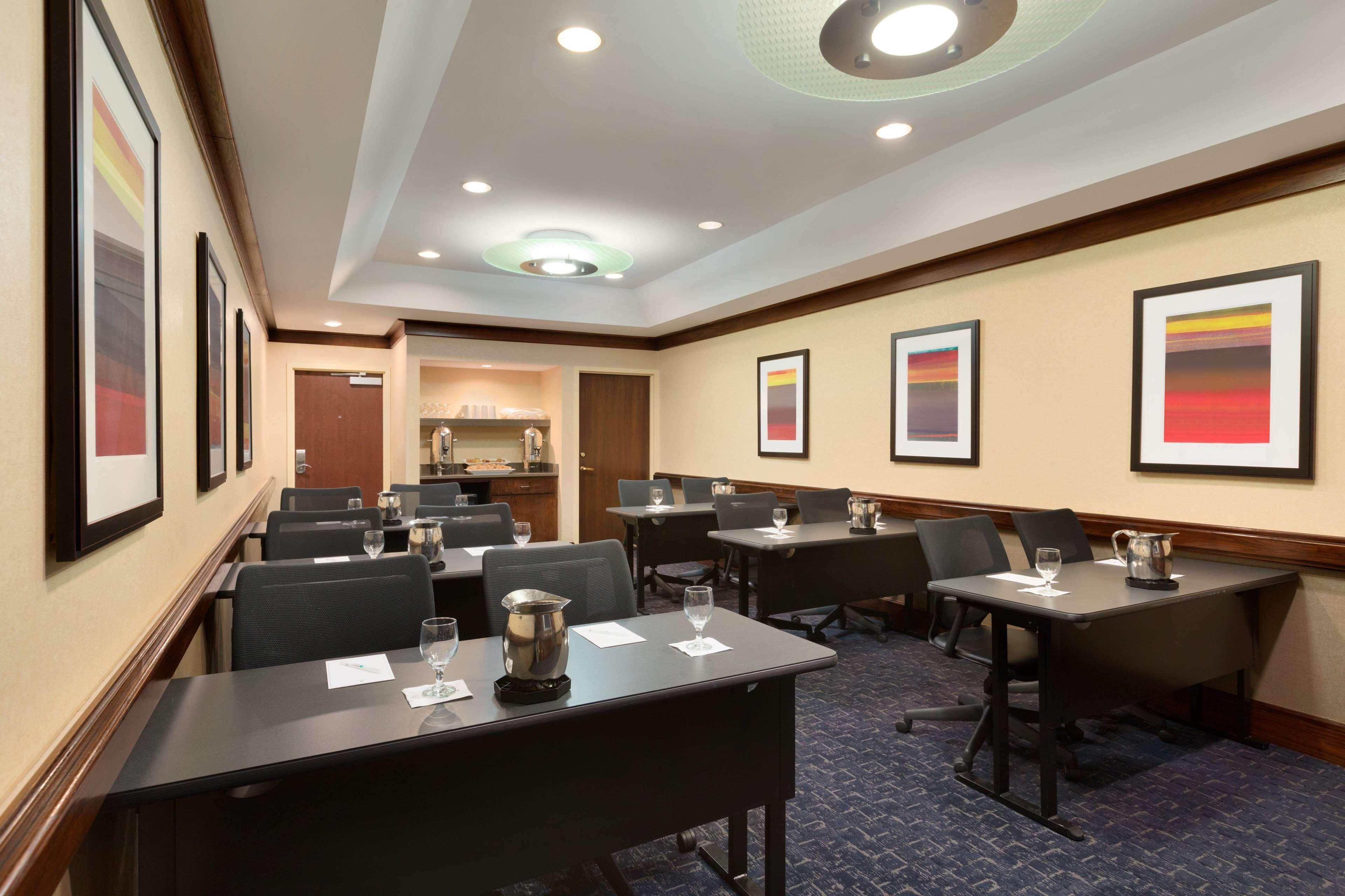 Embassy Suites By Hilton Chicago North Shore Дирфилд Экстерьер фото