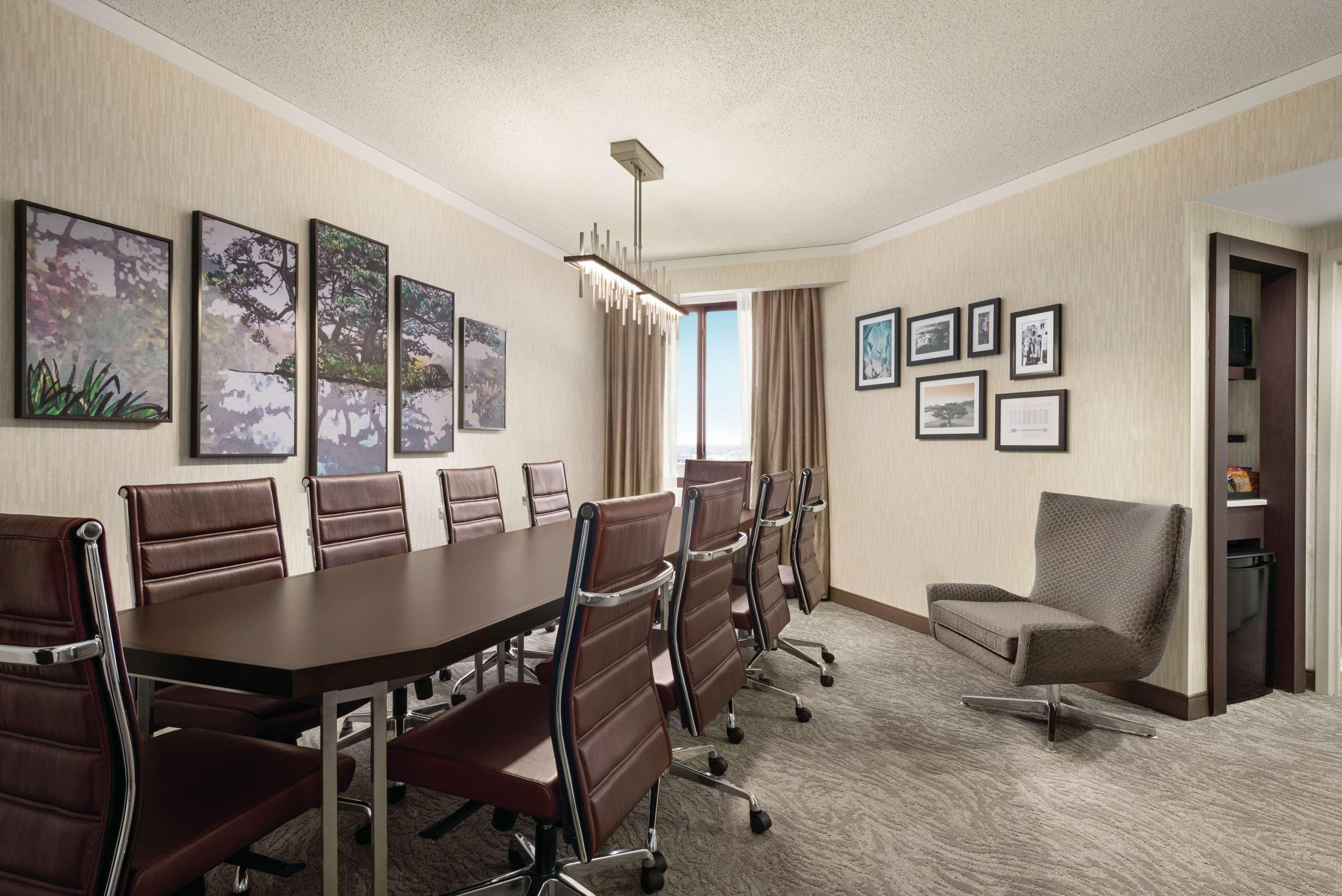 Embassy Suites By Hilton Chicago North Shore Дирфилд Экстерьер фото