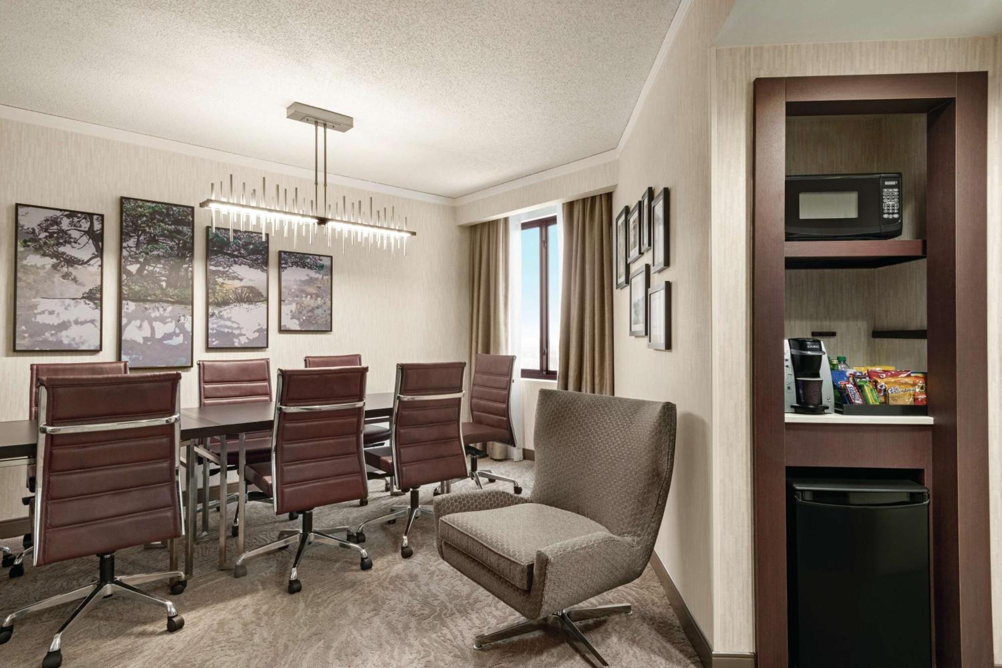 Embassy Suites By Hilton Chicago North Shore Дирфилд Экстерьер фото