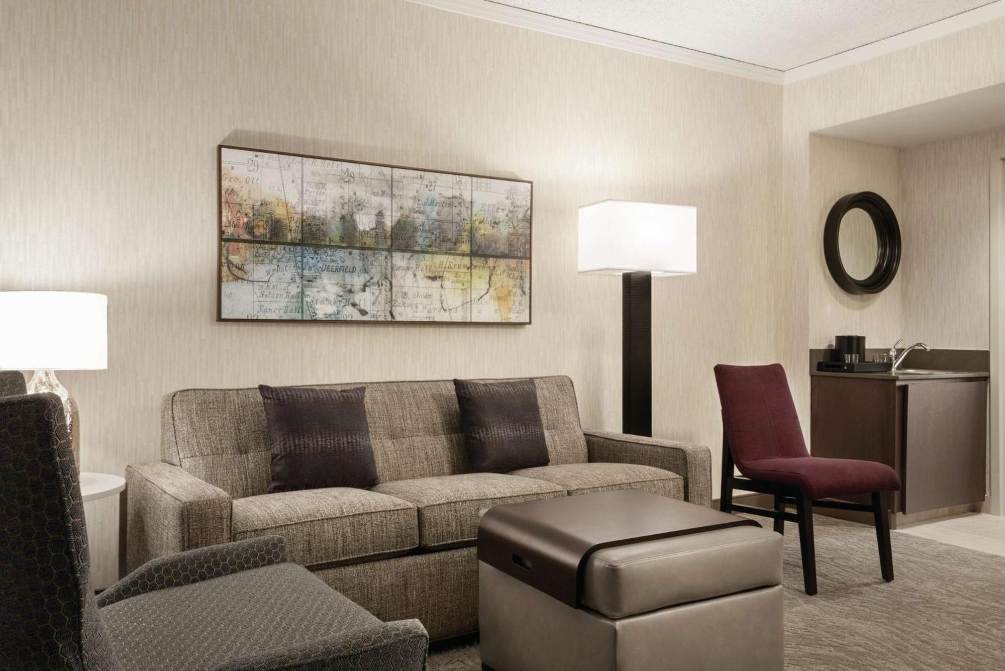 Embassy Suites By Hilton Chicago North Shore Дирфилд Экстерьер фото