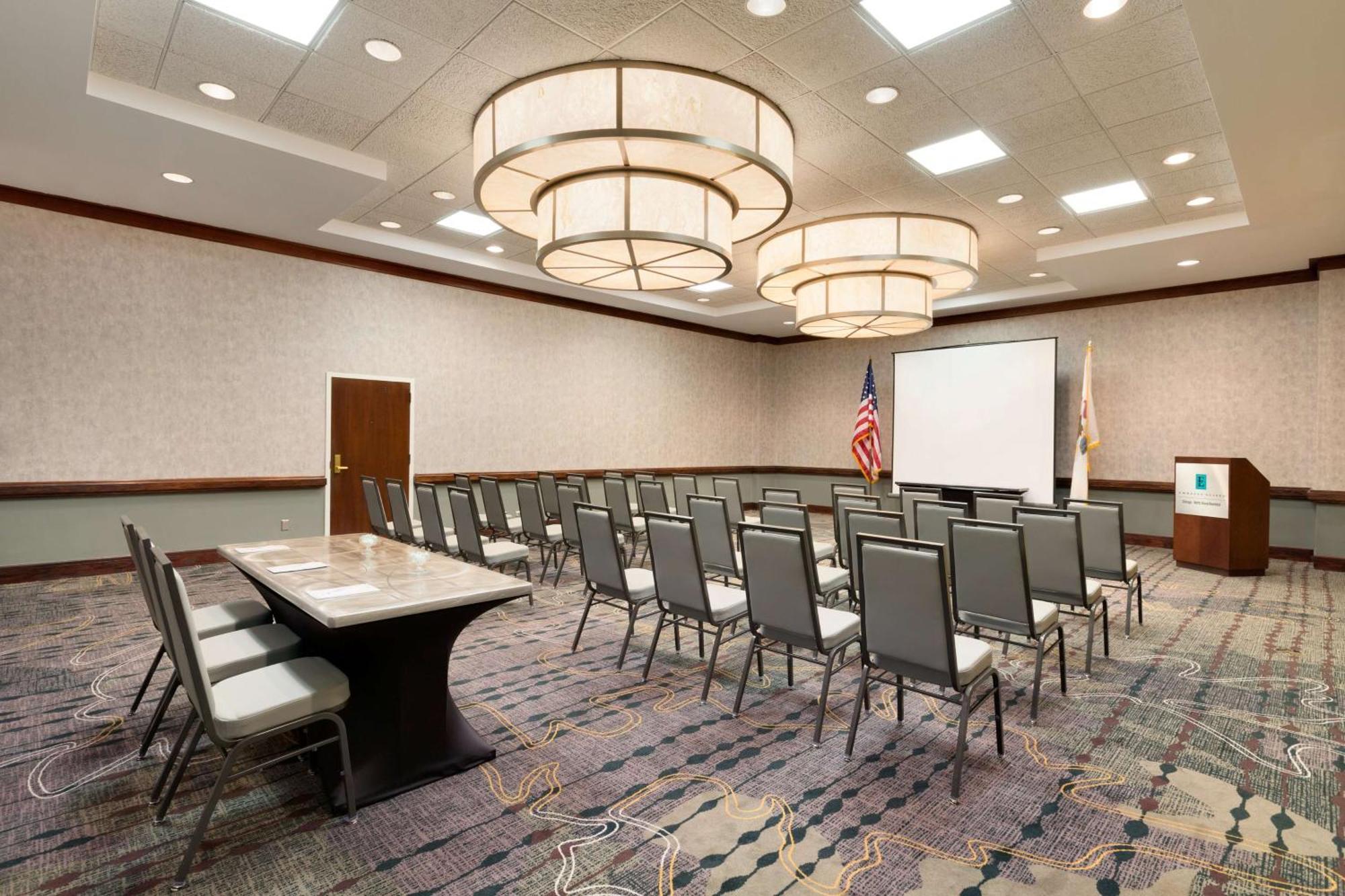 Embassy Suites By Hilton Chicago North Shore Дирфилд Экстерьер фото