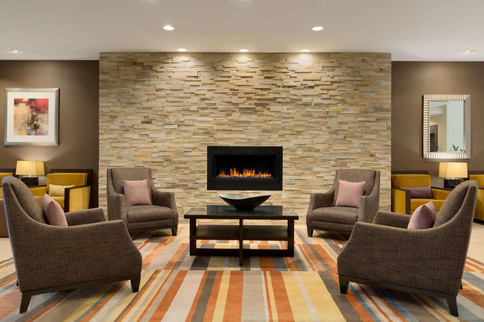 Embassy Suites By Hilton Chicago North Shore Дирфилд Экстерьер фото